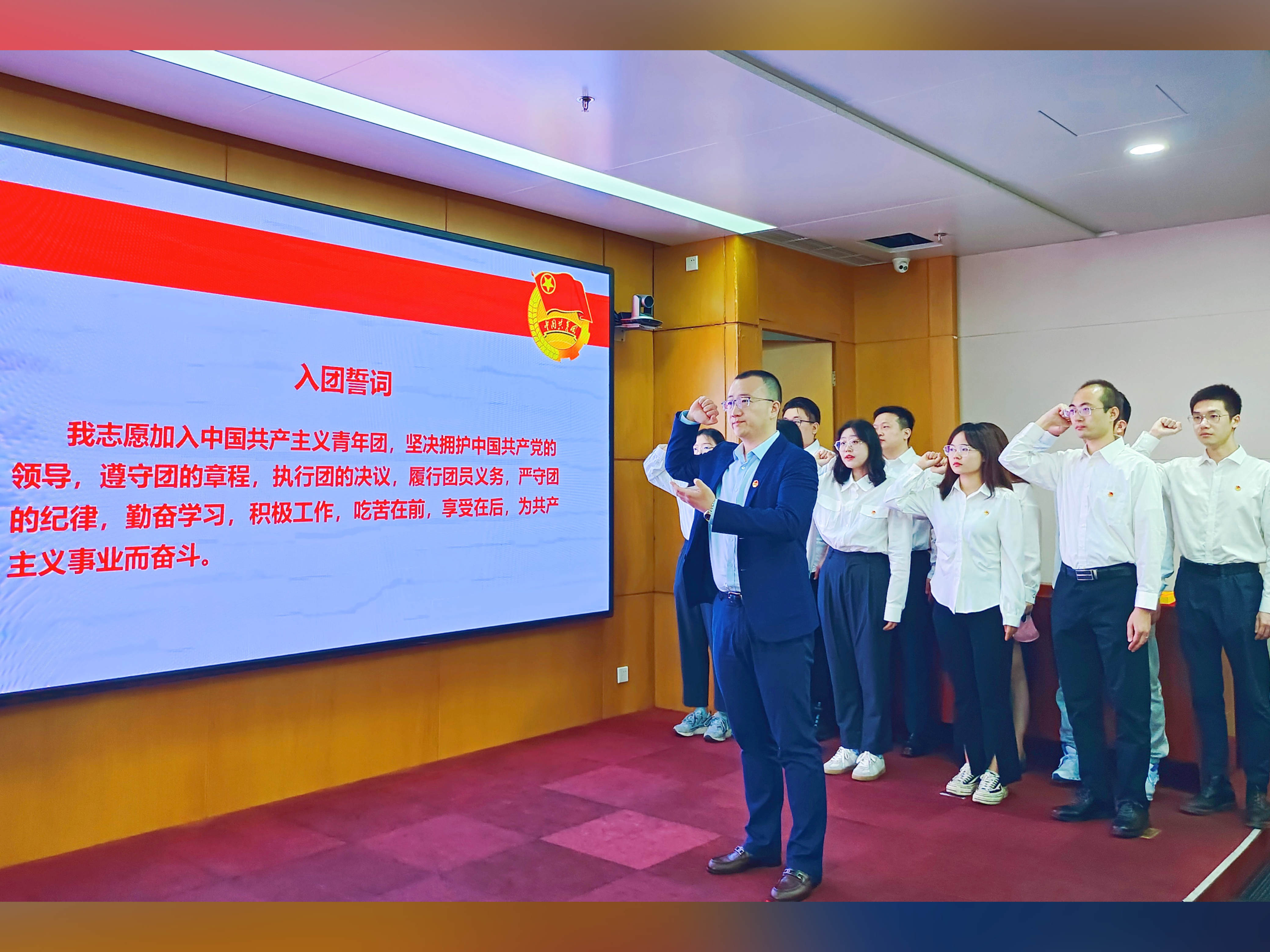 long8-��8(����)Ψһ�ٷ���վ