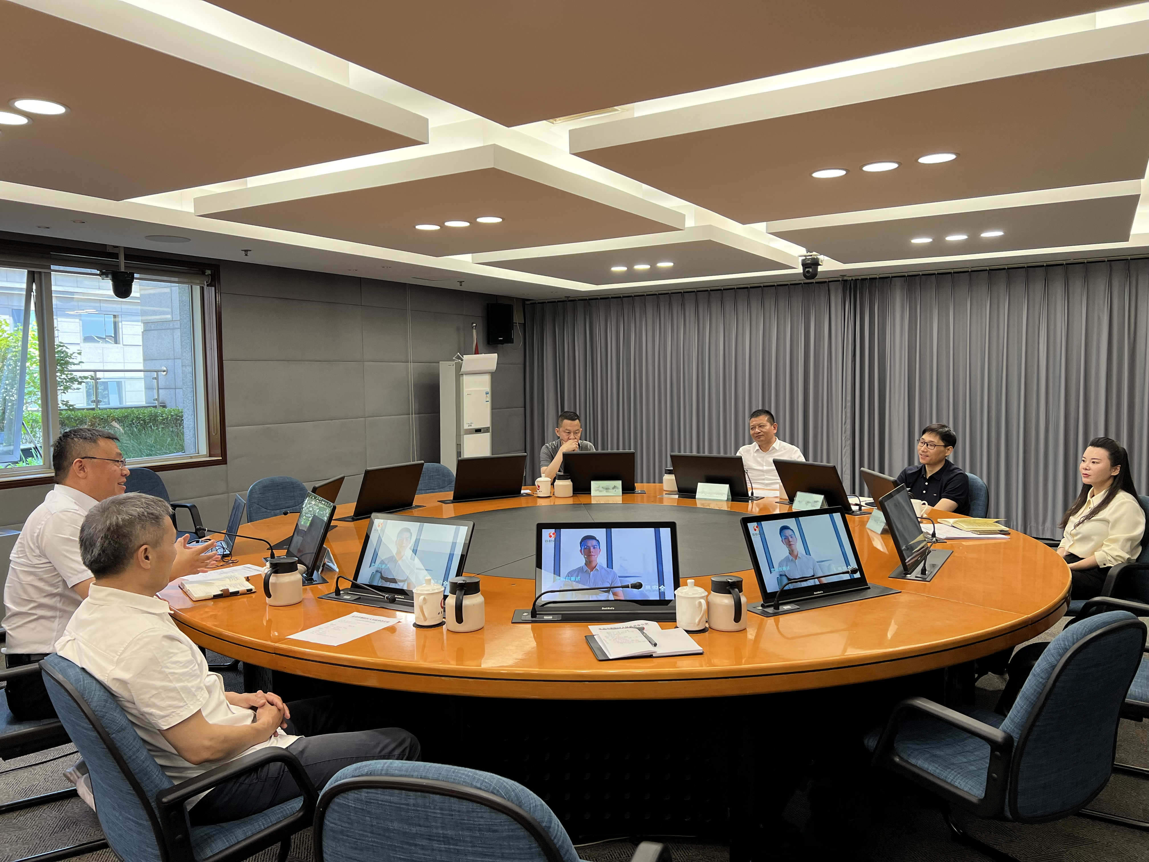 long8-��8(����)Ψһ�ٷ���վ