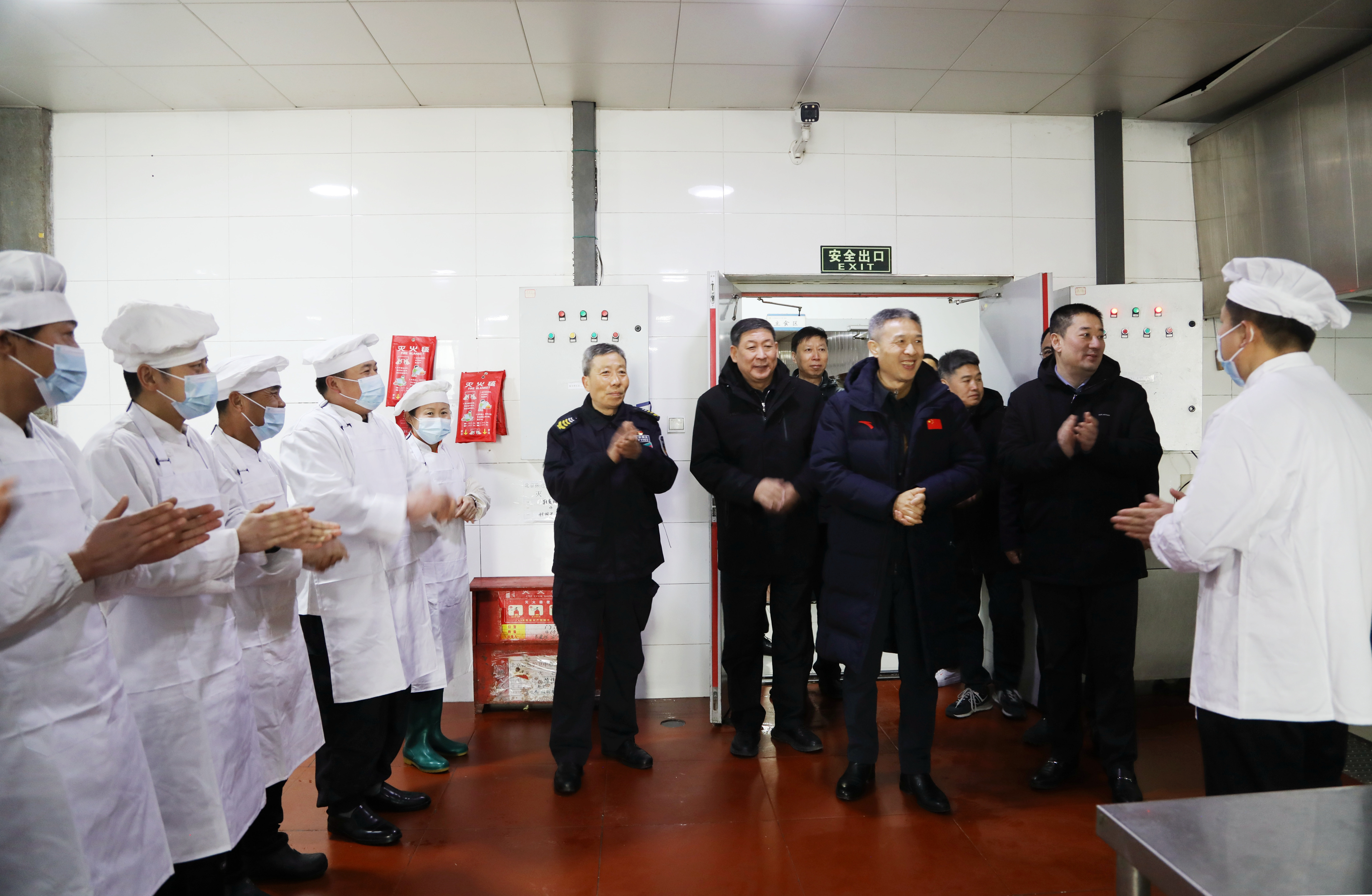 long8-��8(����)Ψһ�ٷ���վ