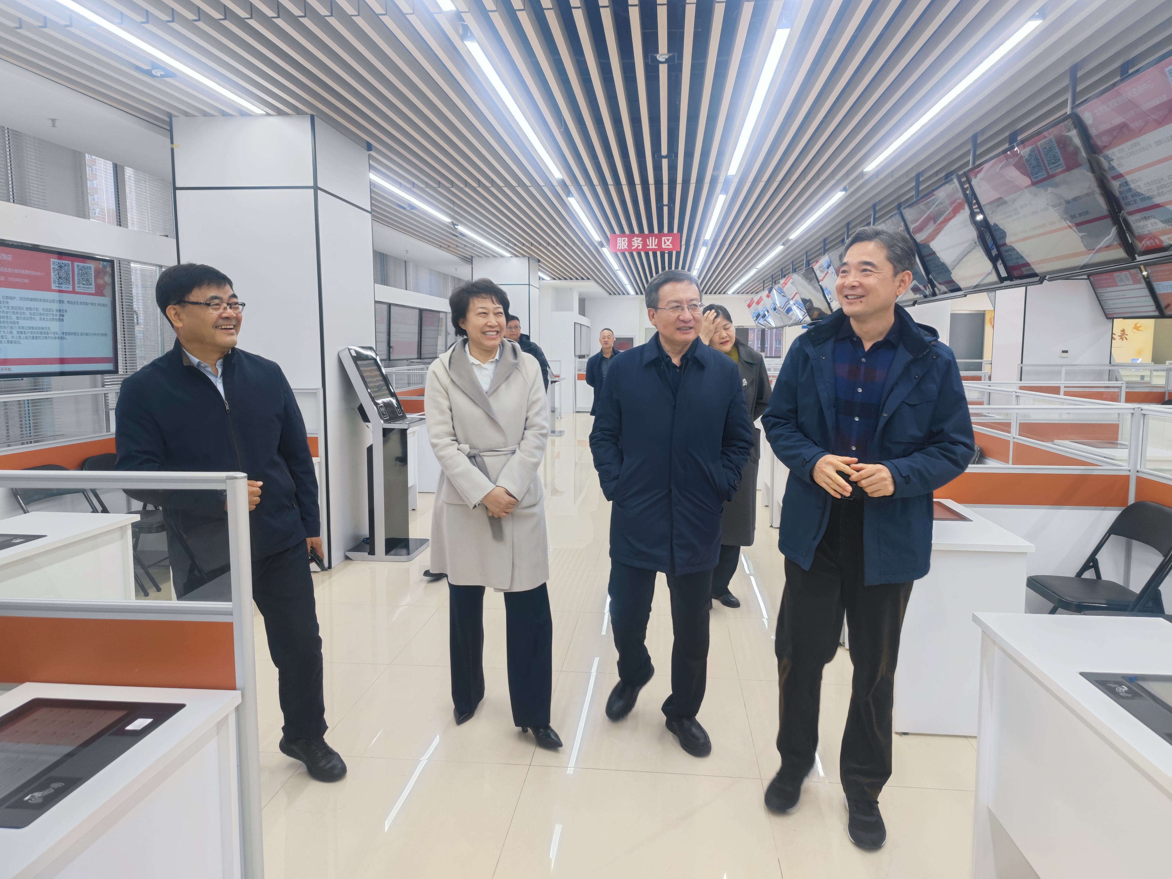 long8-��8(����)Ψһ�ٷ���վ